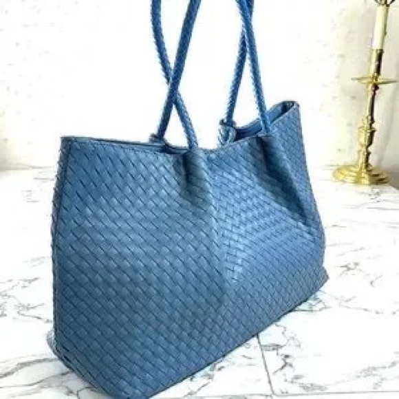 Lulu dharma Handbag 👝 - Picture 1 of 7